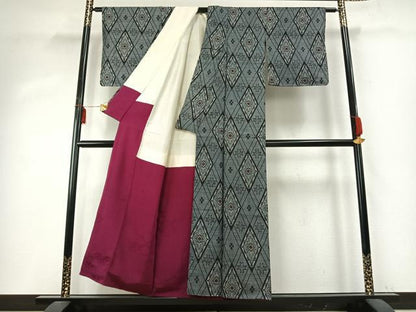 平和屋着物●本場大島紬 割り込み絣 正絹 逸品 AABD8615fy