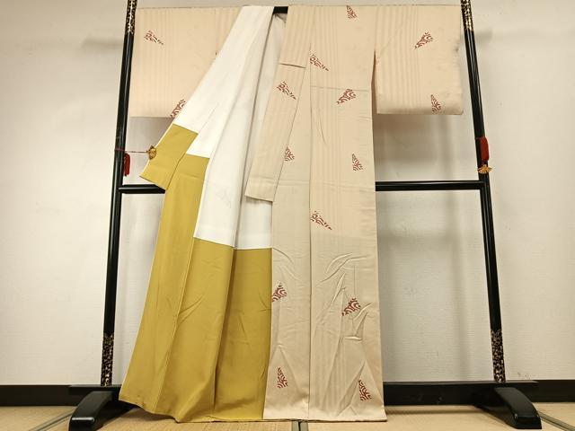 平和屋着物○男性 お召 色無地 赤墨色 正絹 逸品 DAAZ5037du 逸品 正絹 色