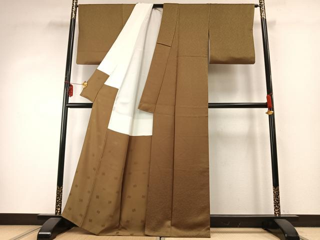 平和屋着物●染色作家　奥田祐斎　染工房　色無地　菊尽くし地紋　紅碧色　正絹　逸品　DABD1022ps 平和屋着物○染色作家 奥田祐斎 色無地 舞葉地紋 璃寛茶色