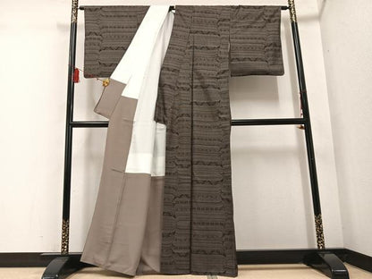 平和屋着物●本場大島紬　カタス7マルキ　横段花文　正絹　逸品　AABD8869ph