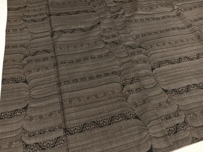 平和屋着物●本場大島紬　カタス7マルキ　横段花文　正絹　逸品　AABD8869ph