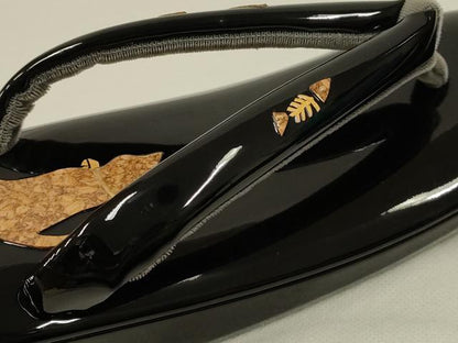 平和屋着物●和装小物　和装草履　コルク　箔加工　猫　逸品　AABD9715ay