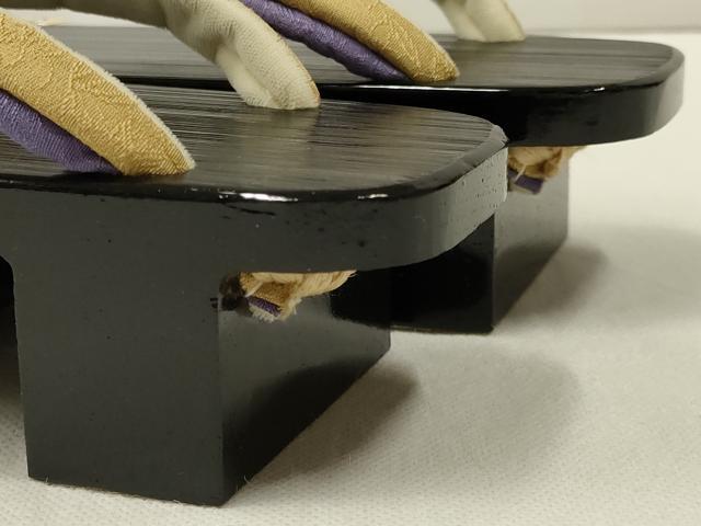 平和屋着物●和装小物　下駄　伊と忠　鼻緒:草花地紋　逸品　未使用　AABD9722ay