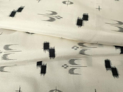 平和屋着物●本場琉球絣　紬　胴抜き仕立て　正絹　逸品　未使用　AABE0029cs