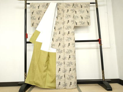 平和屋着物●上質な紬　松竹梅文　正絹　逸品　AABE0065cs