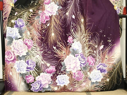平和屋着物●豪華振袖　Luxjewel 　刺繍　孔雀羽草花文　薔薇　暈し染め　金銀彩　金糸　正絹　逸品　AABE0083cs