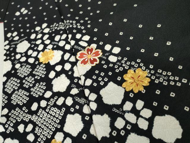 平和屋着物●豪華振袖　絞り　駒刺繍　枝垂れ花文　黒地　京都きもの友禅扱い　正絹　逸品　AABE0185cs 平和屋着物○豪華振袖 絞り 駒刺繍 枝垂れ花文 黒地 京都きもの友禅