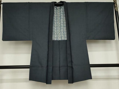 平和屋着物●男性　本場大島紬　アンサンブル　100亀甲　総詰め　正絹　逸品　AABE0192cs