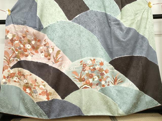平和屋着物●訪問着　絞り　流水草花文　金彩　正絹　逸品　AABE0195cs