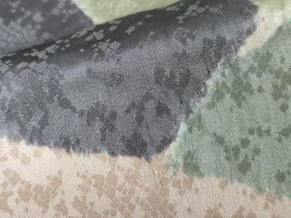 平和屋着物●訪問着　絞り　流水草花文　金彩　正絹　逸品　AABE0195cs