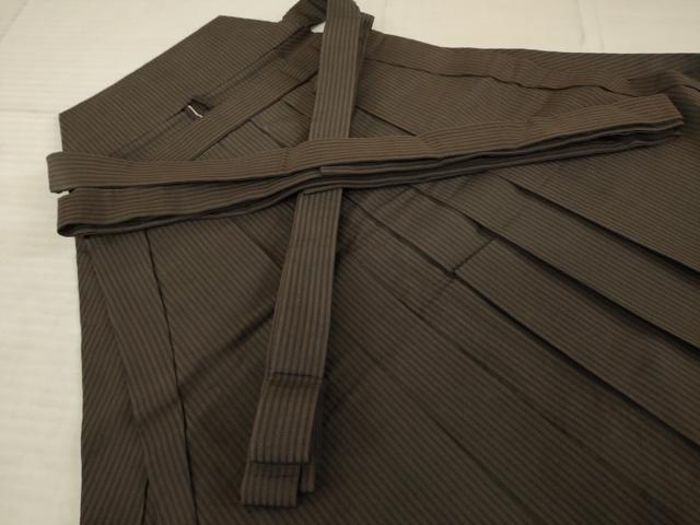 平和屋着物●男性　馬乗り袴　縞　正絹　逸品　AABE0284ck