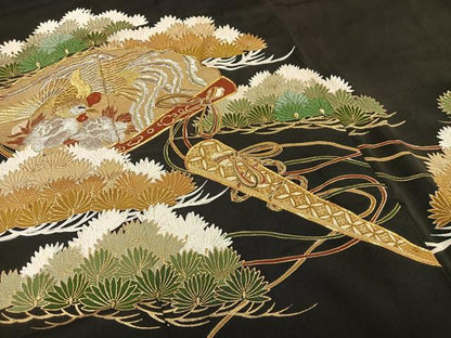 平和屋着物■豪華黒留袖　駒刺繍　檜扇鳳凰松文　金銀糸　金彩　正絹　逸品　AABE0407oa