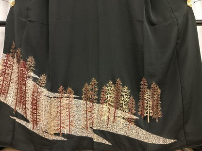 平和屋着物■豪華黒留袖　刺繍　樹林文　金糸　金彩　正絹　逸品　未使用　AABE0471oa
