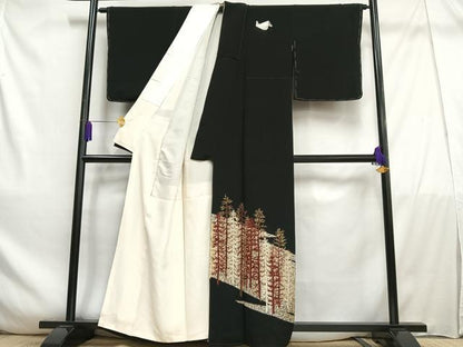 平和屋着物■豪華黒留袖　刺繍　樹林文　金糸　金彩　正絹　逸品　未使用　AABE0471oa