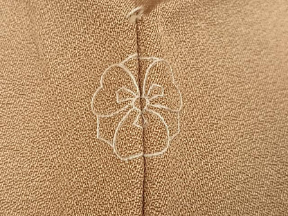 平和屋着物●訪問着　駒刺繍　草花文　金彩　正絹　逸品　AABE0767ph