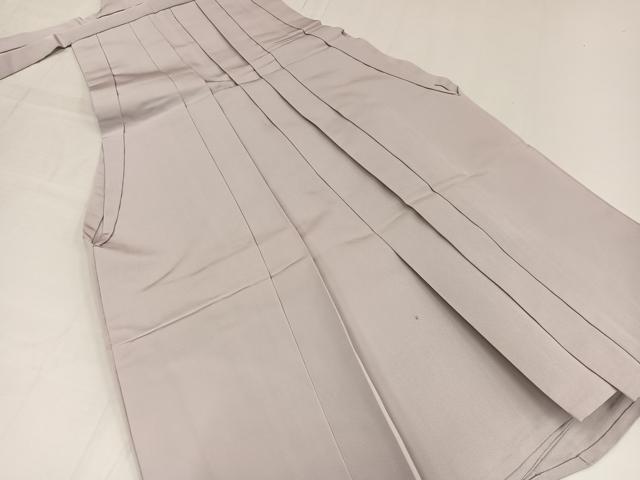 平和屋着物●男性　馬乗り袴　色無地　灰桜色　正絹　逸品　AABE0778ph