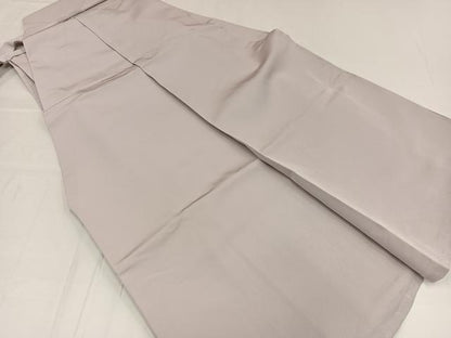 平和屋着物●男性　馬乗り袴　色無地　灰桜色　正絹　逸品　AABE0778ph