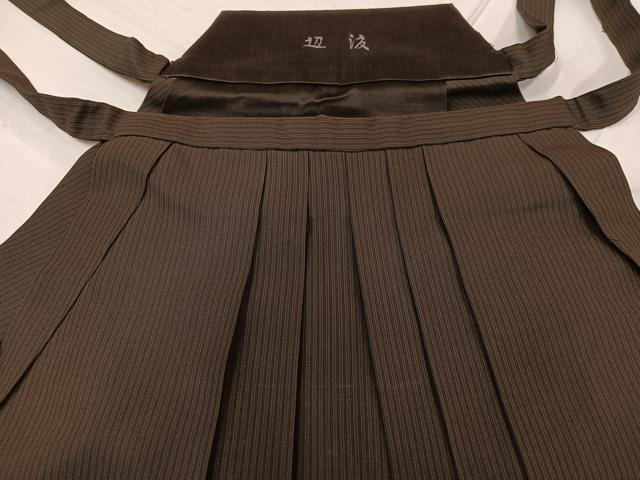 平和屋着物●男性　行灯袴　縞　正絹　逸品　AABE0785ph