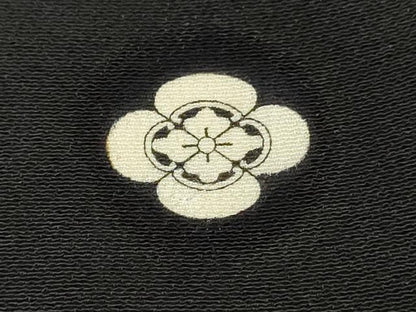 平和屋着物■豪華黒留袖 駒刺繍 枝松花文 金彩 正絹 逸品 AABE0828gw