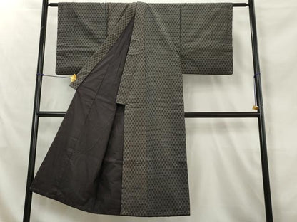 平和屋着物■男性 本場大島紬 市松文様 反端付き 正絹 逸品 AABE0994tn