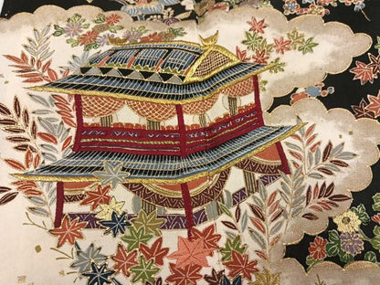 平和屋着物▼セミアンティーク　黒留袖　刺繍　松竹梅風景文　金彩　正絹　逸品　AABE1219ph