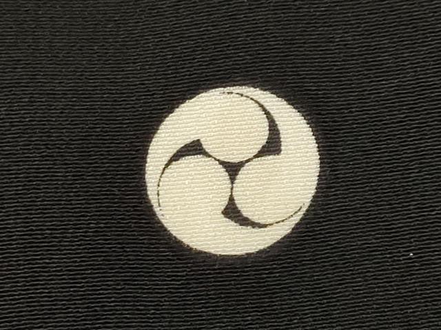 平和屋着物■豪華黒留袖　駒刺繍　草花文　絵巻　金彩　正絹　逸品　AABE1494st