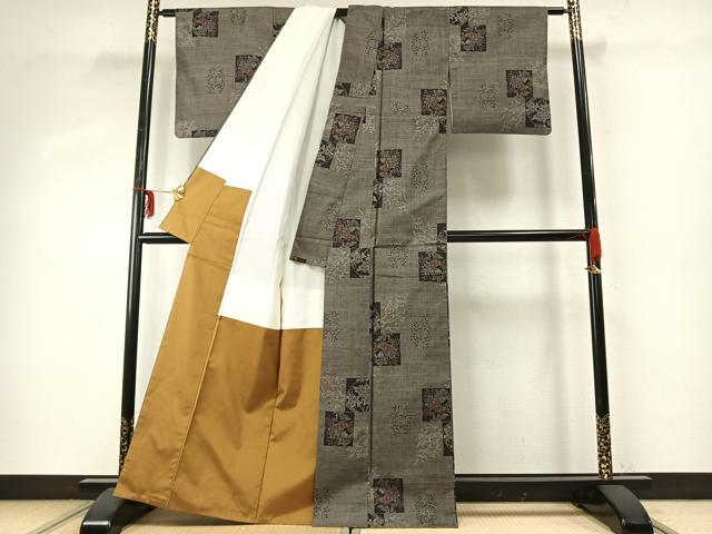 平和屋着物●本場大島紬 カタス9マルキ 色紙花文 正絹 逸品 AABE1678fy