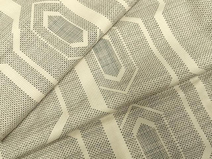平和屋着物●本場大島紬　一元絣　亀甲文　正絹　逸品　AABE1801fy