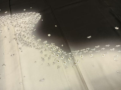 平和屋本店●訪問着　総刺繍　草花文　暈し染め　黒地　金糸　正絹　逸品　AABE1964fy