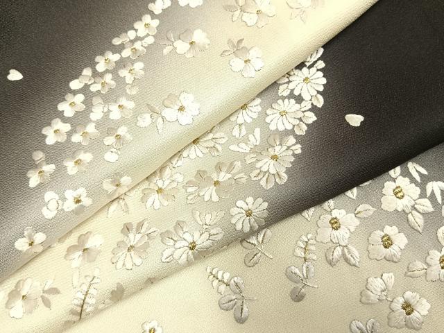 平和屋本店●訪問着　総刺繍　草花文　暈し染め　黒地　金糸　正絹　逸品　AABE1964fy