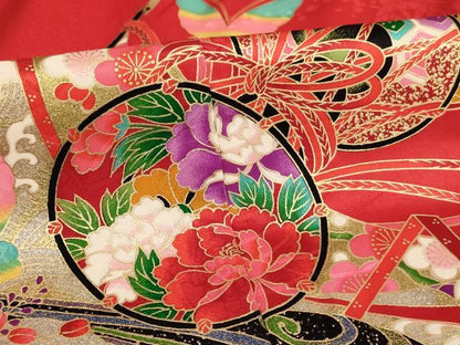平和屋着物[]七五三　女の子　７歳　祝着　四つ身　花蝶鼓文　金銀彩　逸品　AABE2123ja