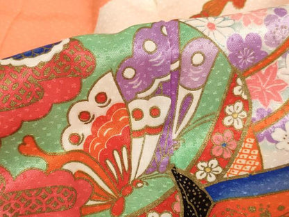 平和屋着物[]七五三　女の子　７歳　祝着　四つ身　糸巻　鈴　花蝶文　金彩　AABE2131ja