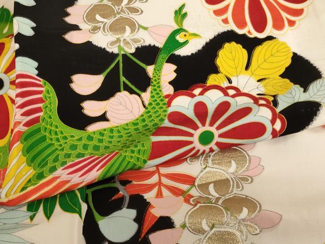 平和屋着物∵女の子 十三参り 子供 祝着 孔雀花文 金銀彩 逸品 AABE2143ja
