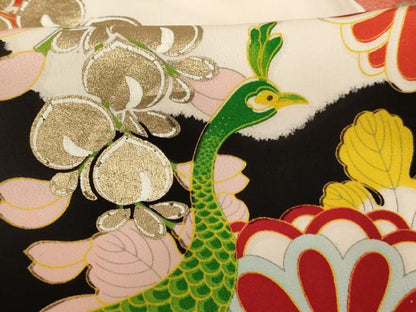 平和屋着物∵女の子 十三参り 子供 祝着 孔雀花文 金銀彩 逸品 AABE2143ja