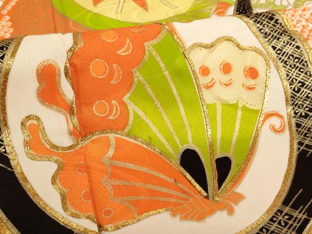 平和屋着物[]七五三　女の子　３歳　祝着　三つ身　駒刺繍　花蝶丸文　金彩　AABE2144ja