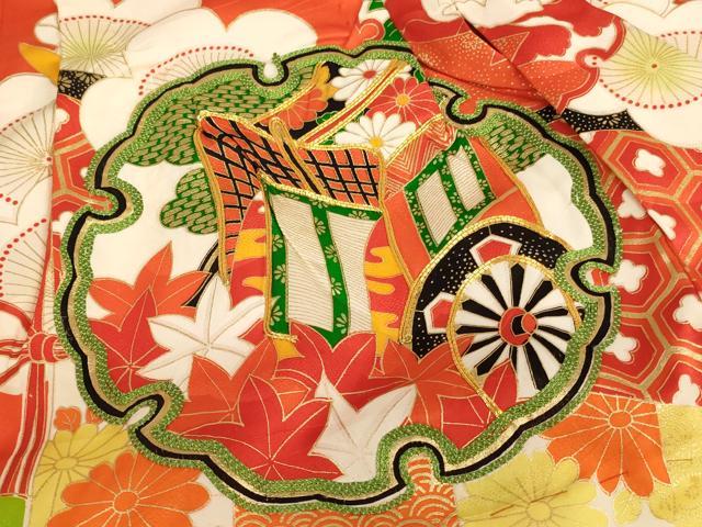 平和屋着物[]七五三　女の子　３歳　祝着　三つ身　長襦袢セット　駒刺繍　雪輪御所車花文　金彩　逸品　AABE2145ja