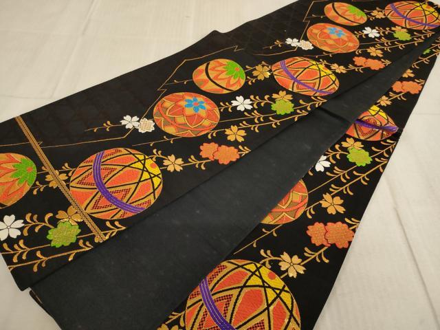 平和屋着物∵子供　全通柄袋帯　唐織　枝垂れ桜手毬文　黒地　金糸　逸品　未使用　AABE2177ja