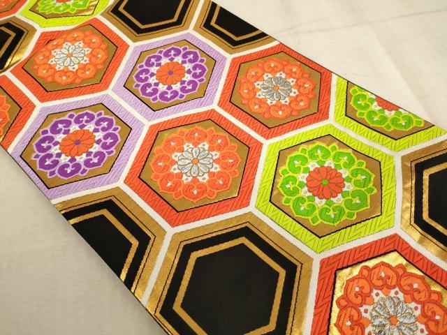 平和屋着物∵子供　全通柄袋帯　唐織　亀甲正倉院花文　黒地　金銀糸　逸品　AABE2179ja