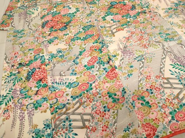 平和屋着物[]七五三　女の子　７歳　祝着　四つ身　草花文　正絹　逸品　AABE2240ja