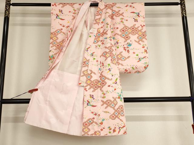 平和屋着物[]七五三　女の子　３歳　祝着　三つ身　被布セット　飛鶴七宝花文　金彩　正絹　逸品　AABE2251ja