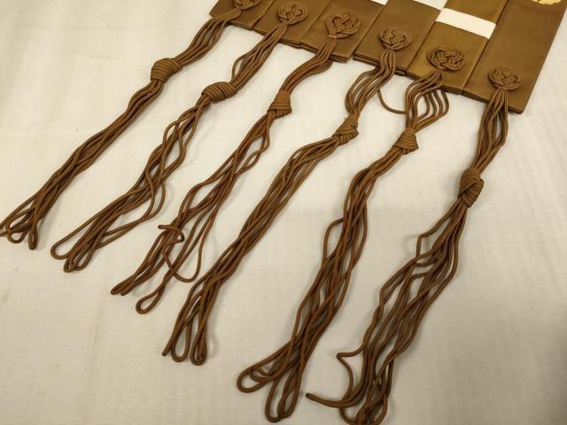 平和屋本店▼輪袈裟6点セット　五つ銀杏　灰茶色地　金糸　法衣　寺院　仏具　仏教　僧侶　神職　装束　AABE2261ja