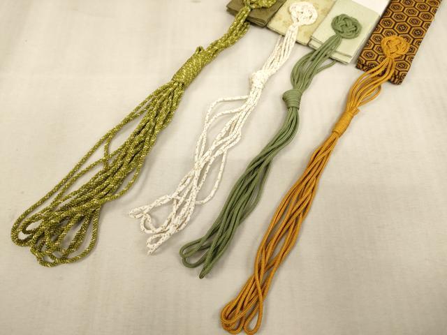 平和屋本店▼輪袈裟4点セット　五つ銀杏　下り藤　金糸　法衣　寺院　仏具　仏教　僧侶　神職　装束　AABE2268ja