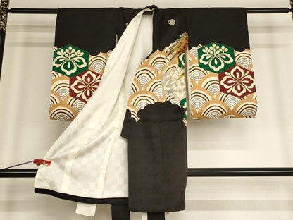 平和屋着物[]お宮参り　男の子　祝着　産着　初着　のしめ　駒刺繍　鷹　金彩　逸品　AABE2353ja