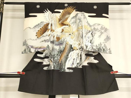 平和屋着物[]七五三　男の子　三歳　一つ身　祝着　駒刺繍　鷹風景文　金彩　逸品　AABE2363ja