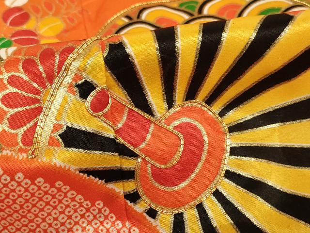 平和屋着物[]七五三　女の子　７歳　祝着・袋帯セット　駒刺繍　源氏車文　金彩　逸品　AABE2369ja
