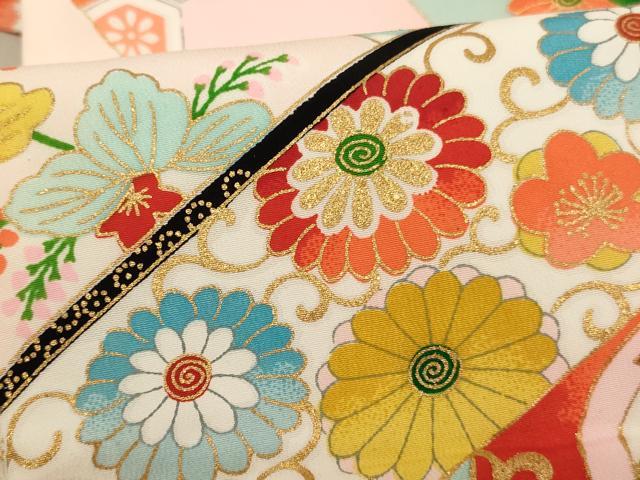 平和屋着物[]七五三　女の子　３歳　祝着　割付草花文　金彩　逸品　AABE2388ja
