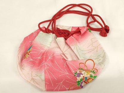平和屋着物[]七五三　女の子　３歳　祝着・長襦袢(単衣)・被布・巾着セット　花丸文　折り鶴　暈し染め　金彩　逸品　AABE2404ja