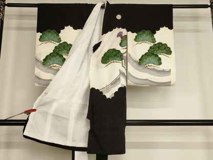 平和屋着物[]お宮参り　男の子　祝着　産着　初着　のしめ　兜松文　金彩　逸品　AABE2405ja