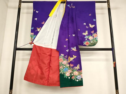 平和屋着物[]七五三　女の子　７歳　祝着　四つ身　長襦袢(無双仕立て・半衿刺繍)セット　駒刺繍　花蝶文　金彩　逸品　AABE2423ja