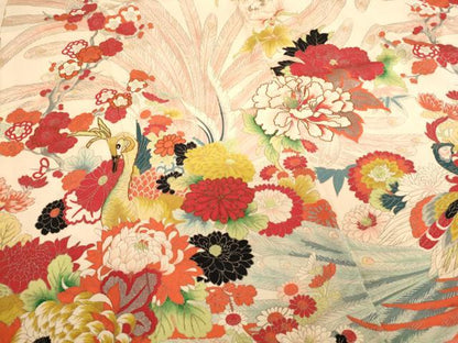 平和屋着物[]七五三　女の子　７歳　祝着　四つ身　駒刺繍　孔雀花文　金銀彩　正絹　逸品　AABE2425ja